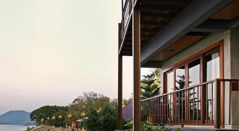 Chic Chiangkhan Hotel Chiang Khan Exterior photo