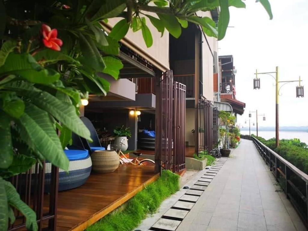 Chic Chiangkhan Hotel Chiang Khan Exterior photo